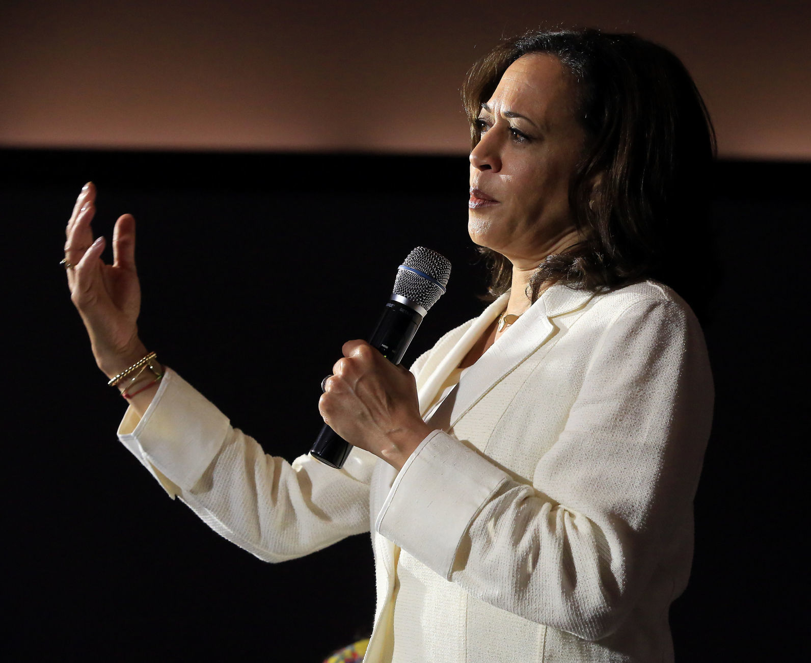 081219-Kamala-Harris-013